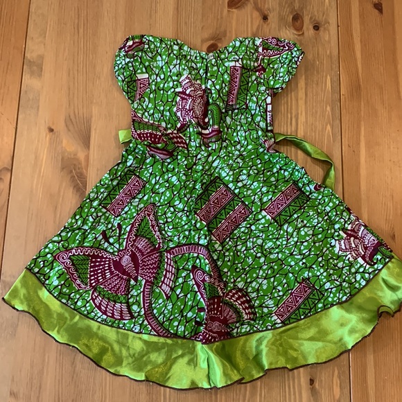 Adorable African print dress 5T - Picture 2 of 2